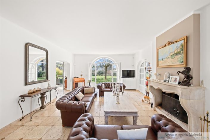 Image No.12-4 Bed House for sale