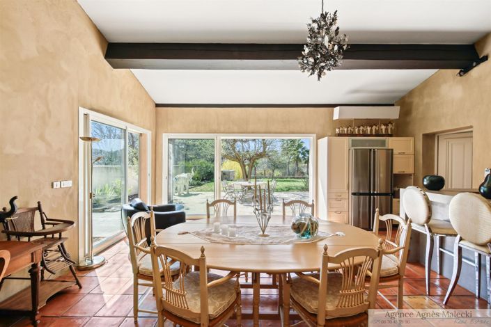 Image No.17-4 Bed House for sale