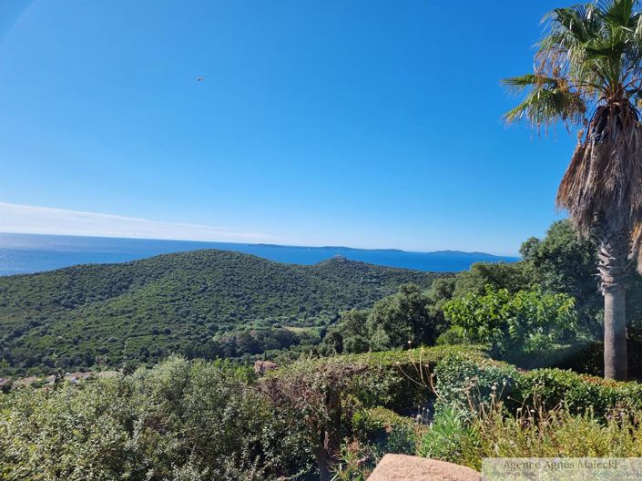 Image No.3-4 Bed House for sale