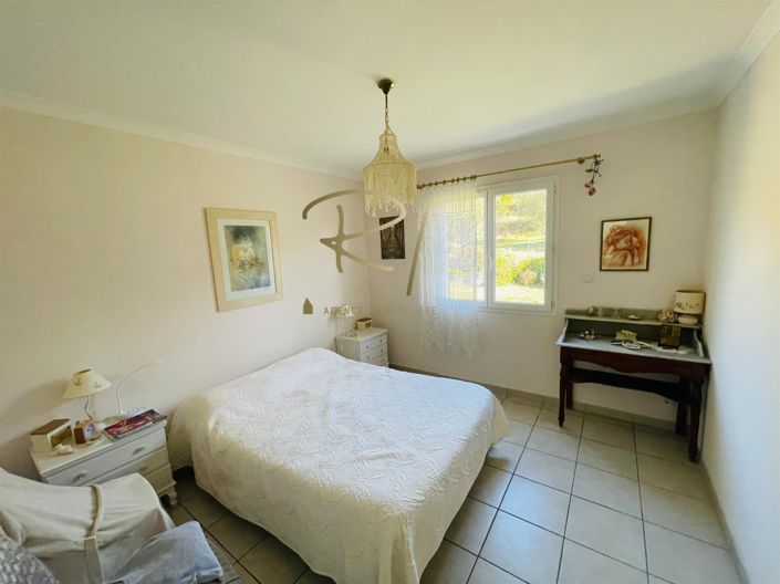 Image No.7-2 Bed House for sale