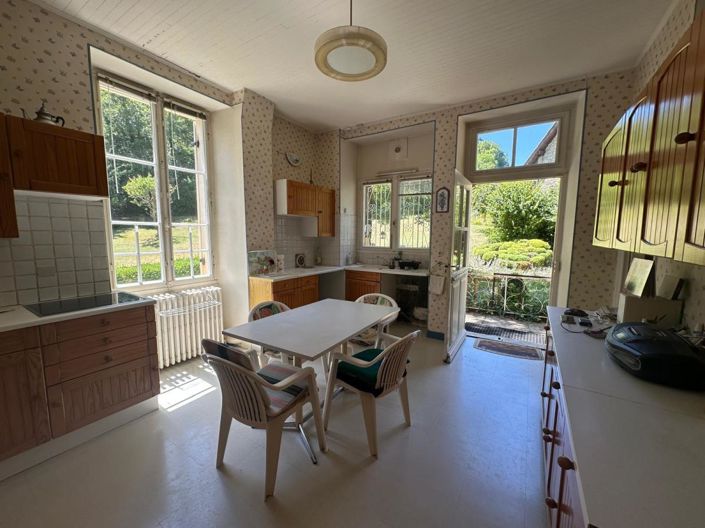 Image No.11-5 Bed House for sale