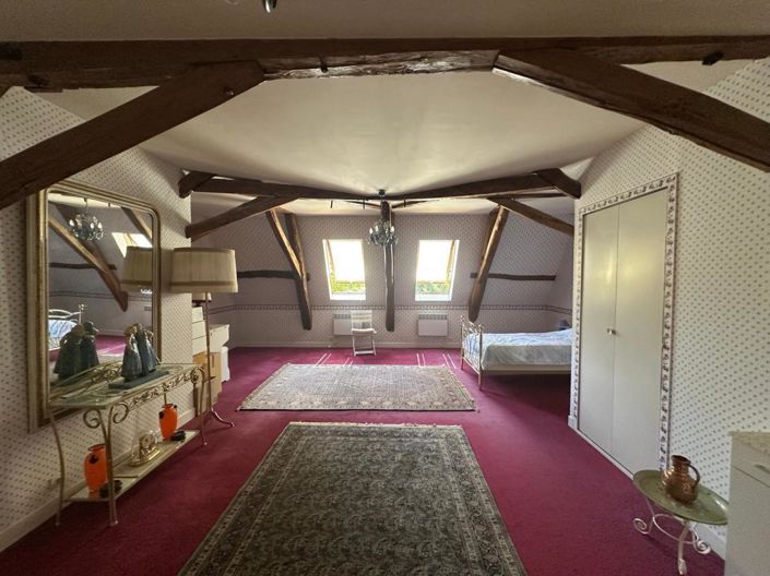 Image No.20-5 Bed House for sale