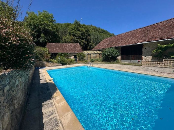 Image No.5-5 Bed House for sale