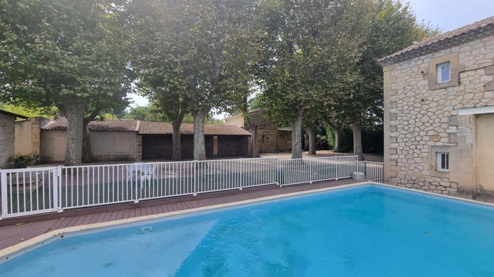 Image No.8-6 Bed House for sale