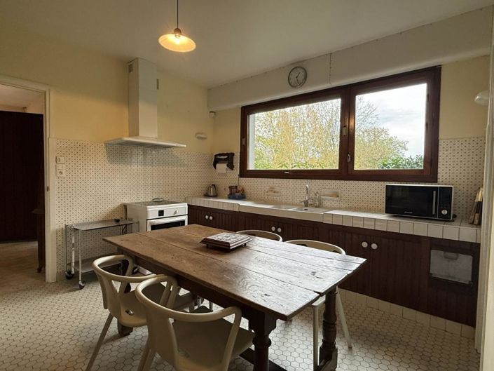 Image No.8-4 Bed House for sale