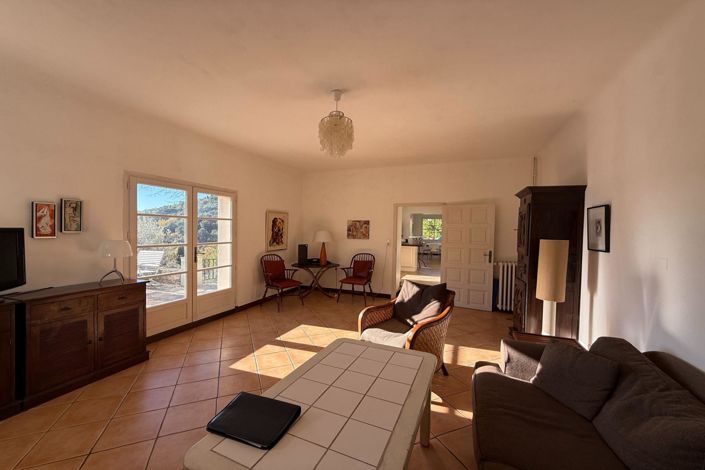 Image No.12-3 Bed House for sale