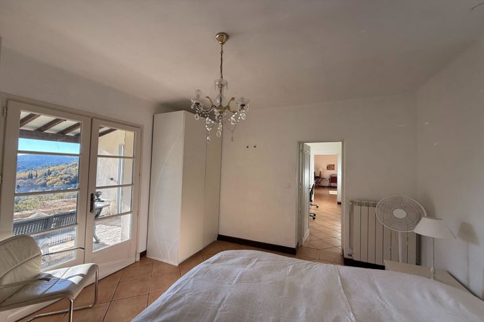 Image No.5-3 Bed House for sale