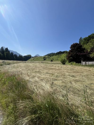 Image No.12-5 Bed Property for sale