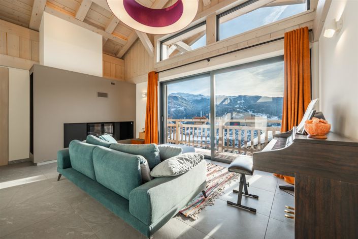 Image No.11-6 Bed House for sale