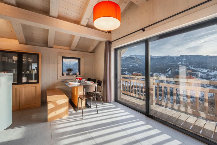 Image No.19-6 Bed House for sale