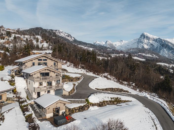 Image No.23-6 Bed House for sale