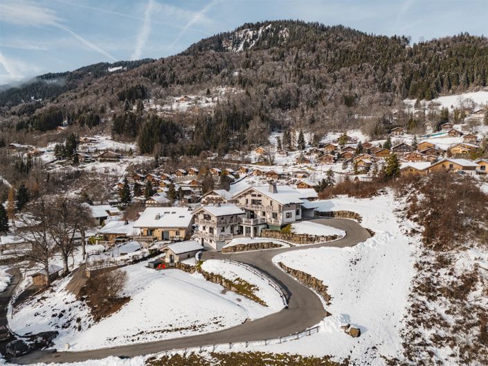 Image No.24-6 Bed House for sale