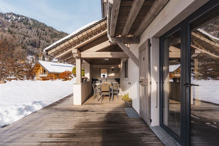 Image No.8-6 Bed House for sale