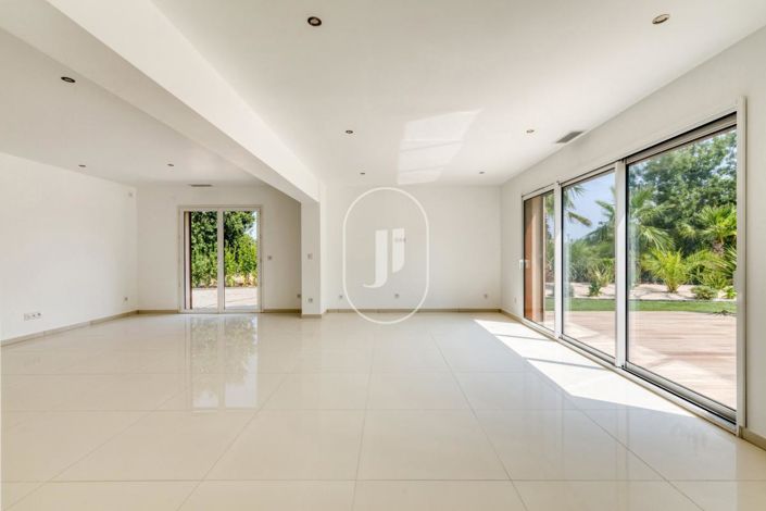 Image No.3-Maison de 5 chambres à vendre à Le Plan-de-la-Tour