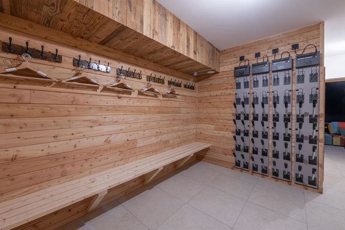 Image No.15-6 Bed House for sale