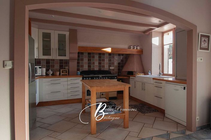 Image No.10-5 Bed House for sale