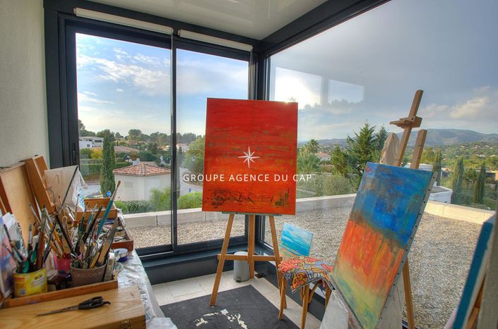 Image No.14-4 Bed House for sale