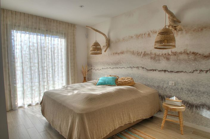 Image No.12-4 Bed House for sale