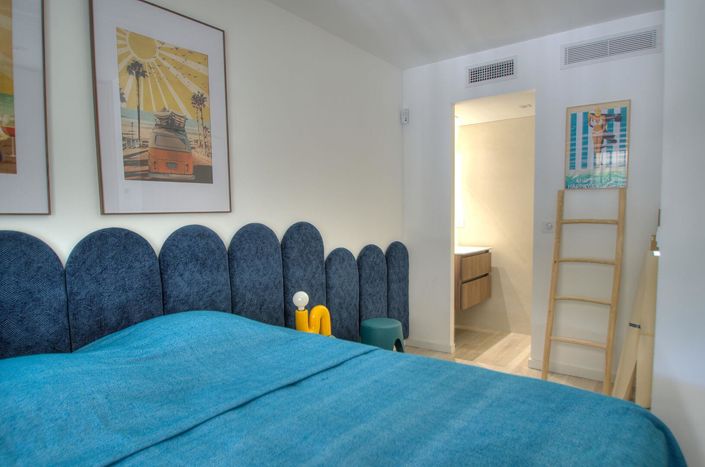 Image No.14-4 Bed House for sale