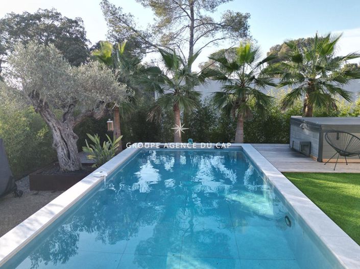 Image No.2-4 Bed House for sale