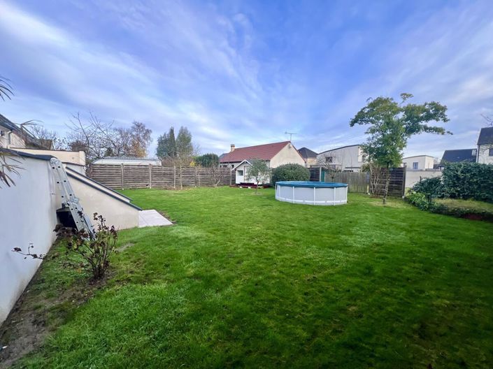 Image No.13-4 Bed House for sale