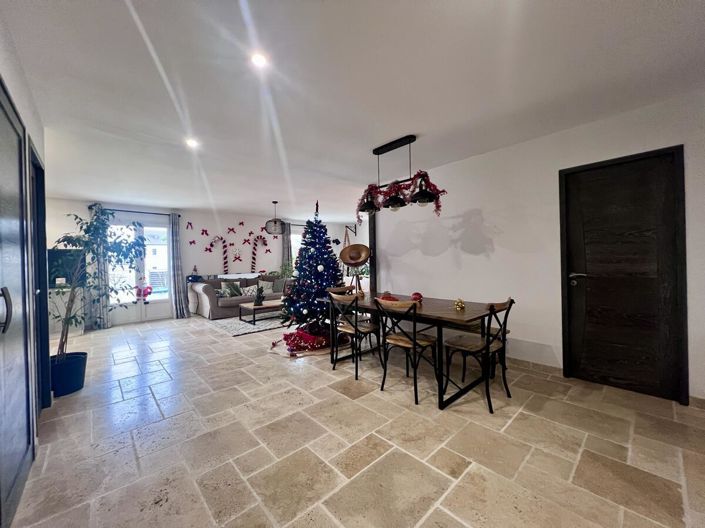 Image No.4-4 Bed House for sale