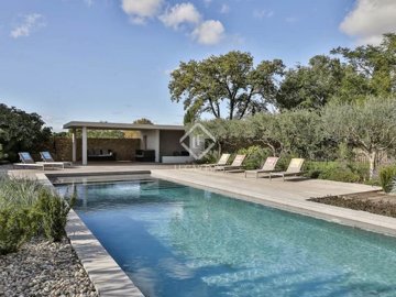 6 Bed House for sale