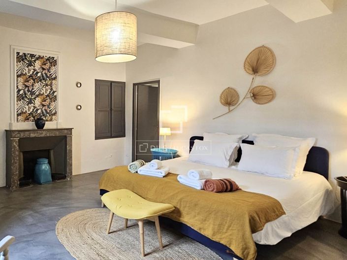 Image No.20-6 Bed House for sale