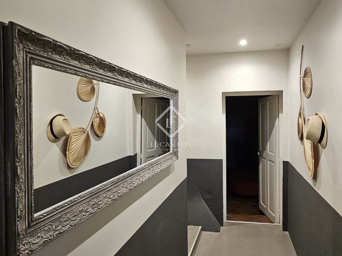 Image No.21-6 Bed House for sale