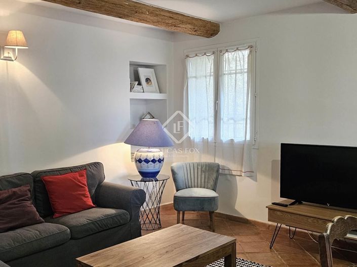 Image No.24-6 Bed House for sale