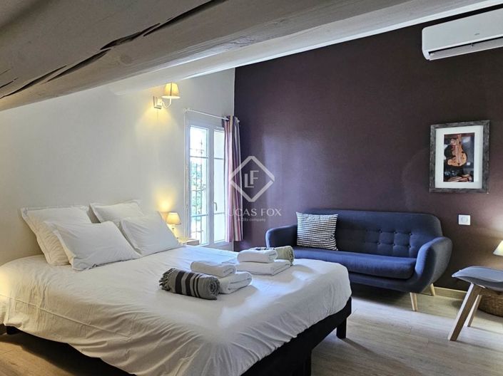 Image No.28-6 Bed House for sale