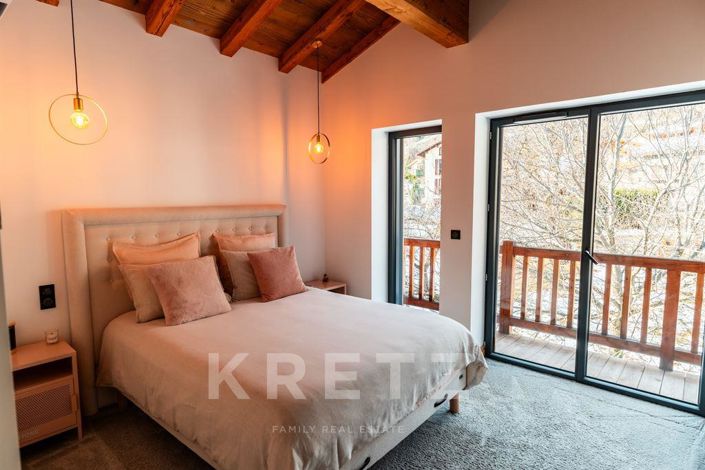 Image No.10-5 Bed House for sale