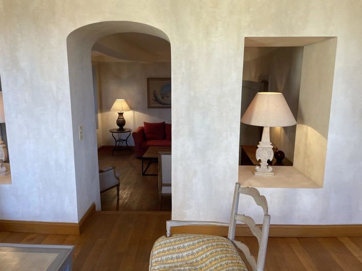 Image No.6-6 Bed House for sale