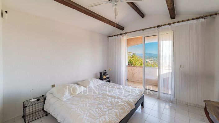 Image No.18-2 Bed House for sale