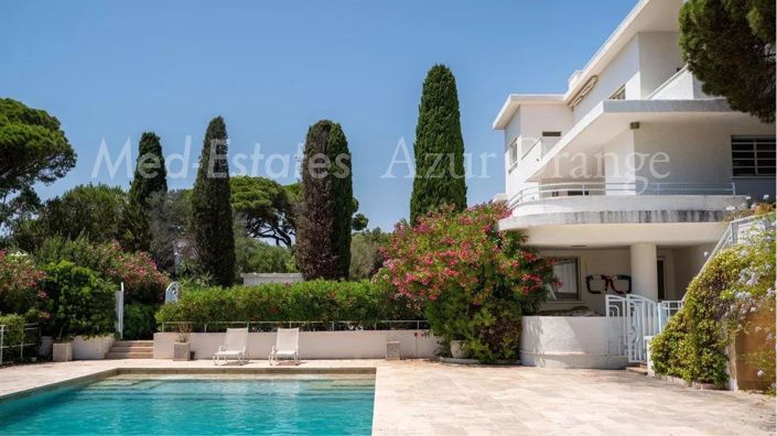 Image No.21-6 Bed House for sale