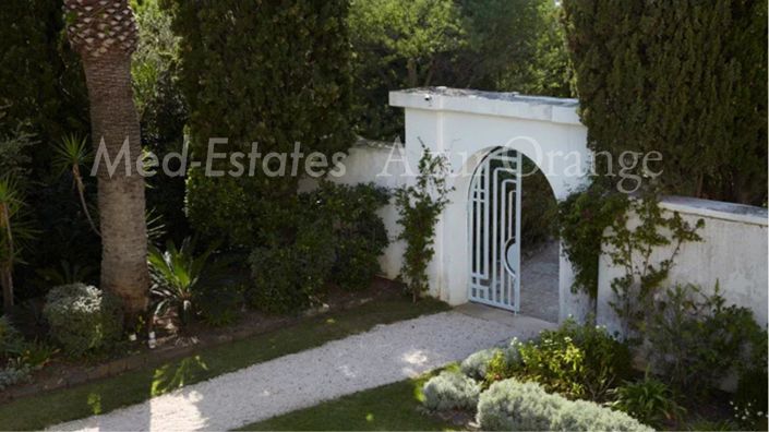 Image No.23-6 Bed House for sale