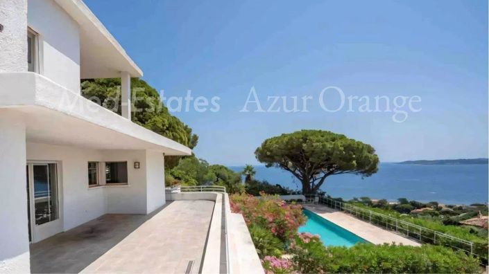 Image No.24-6 Bed House for sale