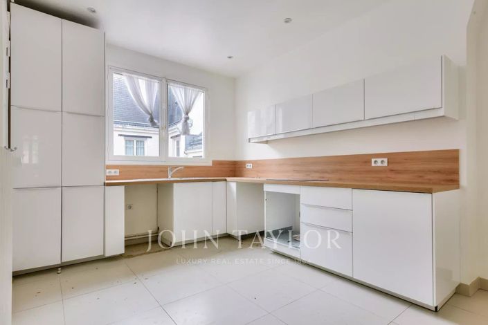 Image No.19-3 Bed Apartment for sale