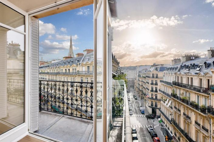 Image No.23-3 Bed Apartment for sale