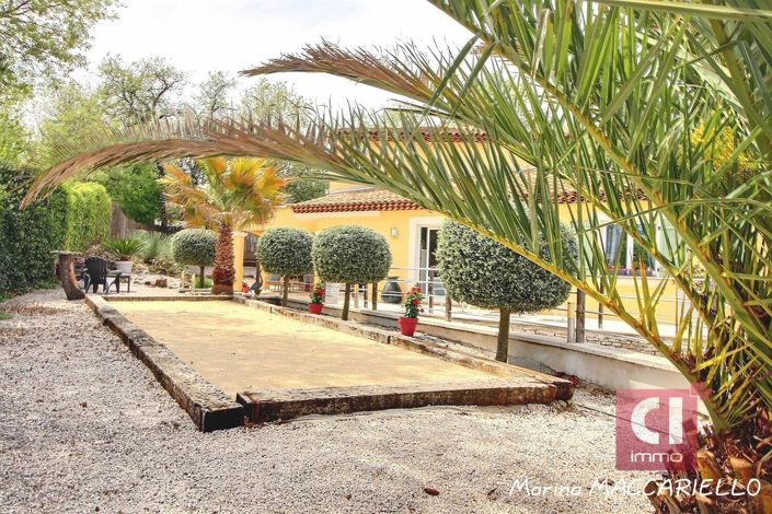 Image No.6-4 Bed House for sale