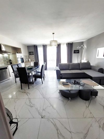 Image No.2-3 Bed Apartment for sale