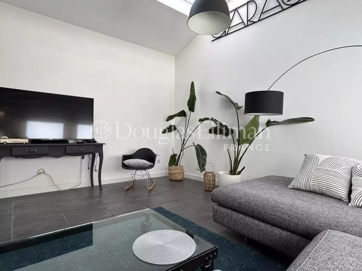 Image No.4-2 Bed House for sale