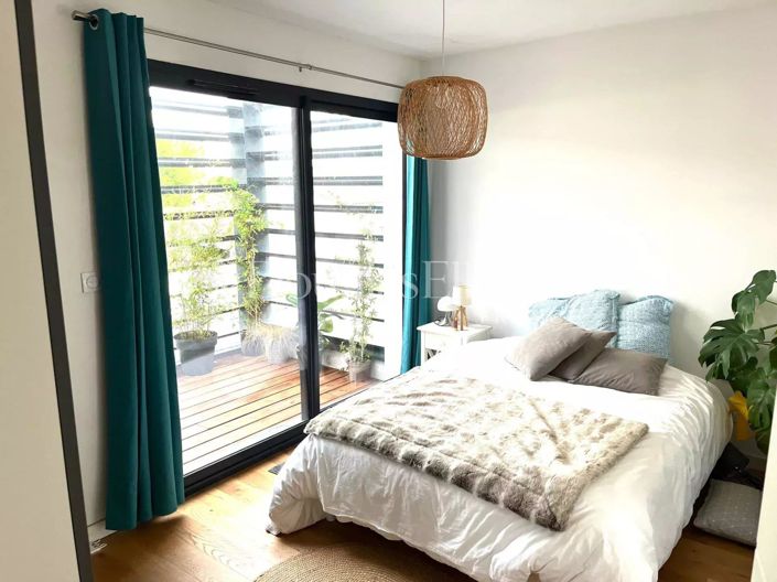 Image No.7-2 Bed House for sale