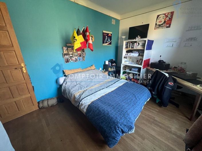 Image No.7-4 Bed House for sale