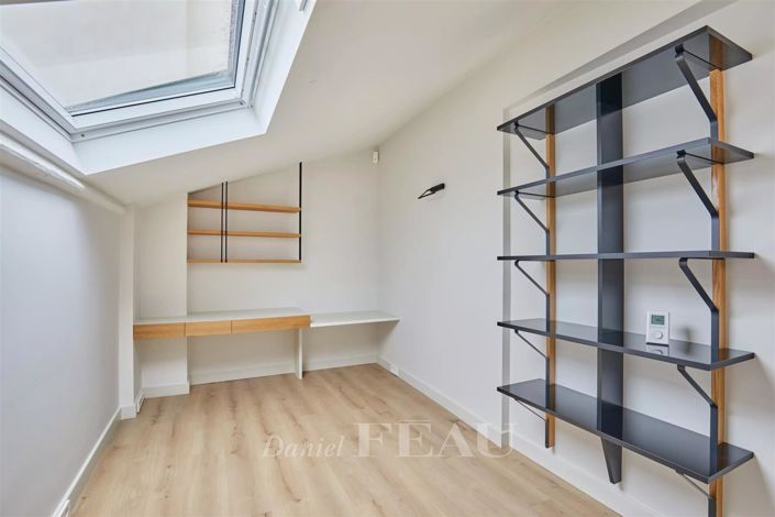 Image No.16-2 Bed Apartment for sale