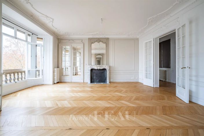 Image No.11-3 Bed Apartment for sale