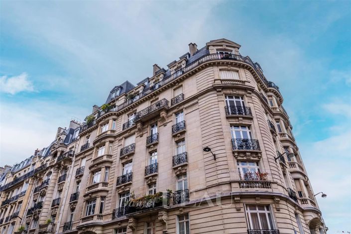 Image No.18-3 Bed Apartment for sale