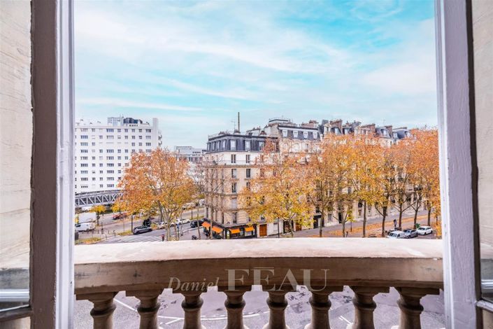 Image No.20-3 Bed Apartment for sale