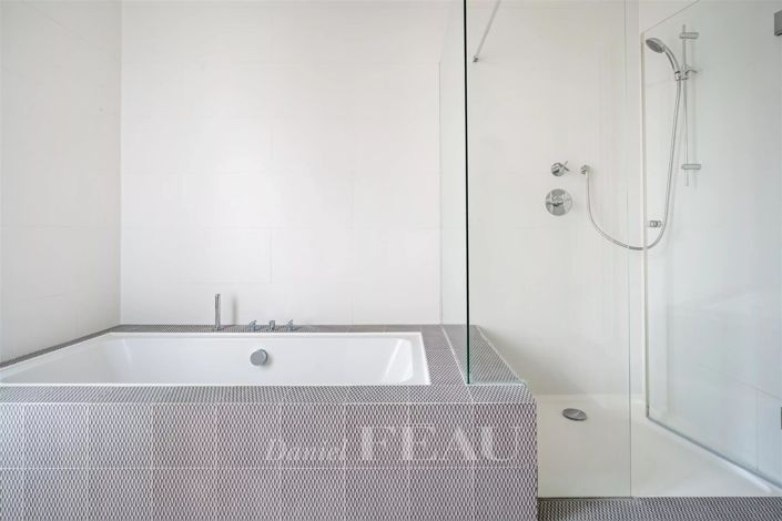 Image No.9-3 Bed Apartment for sale