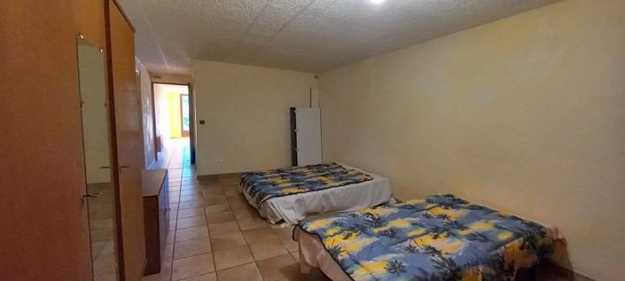 Image No.14-3 Bed House for sale